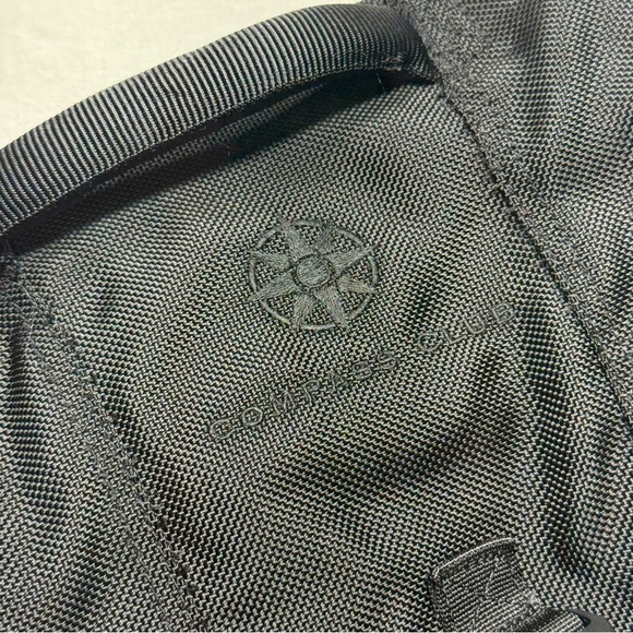 Timbuk2 XS Black Messenger Bag - Picture 4 of 16